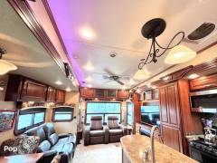 2014 Redwood RV Redwood 38GK, $ 39,000