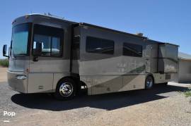 2005 Winnebago Journey 36G, $ 38,500