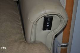 2005 Winnebago Journey 36G, $ 38,500