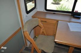 2005 Winnebago Journey 36G, $ 38,500