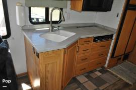2005 Winnebago Journey 36G, $ 38,500