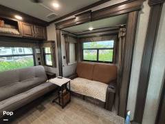 2019 Keystone Alpine 3501RL, $ 36,900