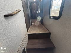 2019 Keystone Alpine 3501RL, $ 36,900