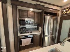 2019 Keystone Alpine 3501RL, $ 36,900