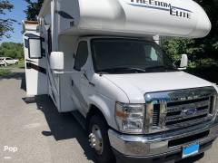 2021 Thor Motor Coach Freedom Elite 30FE, $ 55,000