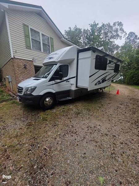 2018 Forest River Forester MBS 2401W, $ 69,950
