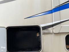 2019 Thor Motor Coach Vegas 25.6, $ 72,300
