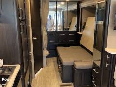 2019 Thor Motor Coach Vegas 25.6, $ 72,300