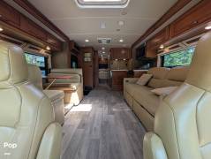2018 Winnebago Cambria 30J, $ 68,900