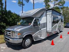 2018 Winnebago Cambria 30J, $ 68,900