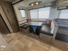 2021 Forest River Puma XLE Lite 30DBSC, $ 16,000