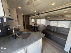 2021 Forest River Puma XLE Lite 30DBSC, $ 16,000