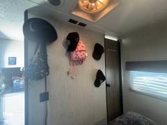 2021 Forest River Puma XLE Lite 30DBSC, $ 16,000