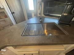 2021 Forest River Puma XLE Lite 30DBSC, $ 16,000