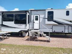 2022 Skyline Alliance 370FB, $ 80,000