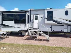 2022 Skyline Alliance 370FB, $ 80,000