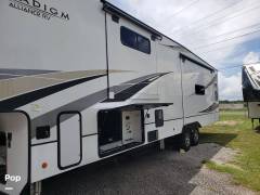 2022 Skyline Alliance 370FB, $ 80,000