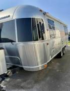 2023 Airstream International 25FB Twin, $ 92,200