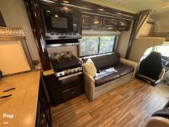 2017 Thor Motor Coach Quantum RQ29, $ 59,500