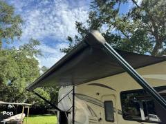 2017 Thor Motor Coach Quantum RQ29, $ 59,500