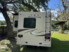 2017 Thor Motor Coach Quantum RQ29, $ 59,500