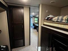 2018 Forest River Lacrosse Luxury Lite 3380IB, $ 27,500