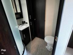 2018 Forest River Lacrosse Luxury Lite 3380IB, $ 27,500