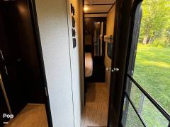 2018 Forest River Lacrosse Luxury Lite 3380IB, $ 27,500