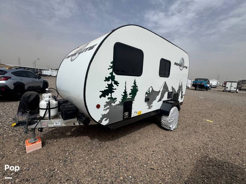 2024 Travel Lite Rove Lite 14FL, $ 16,000