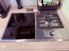 2023 Winnebago Adventurer 34W, $ 139,500