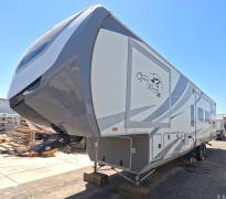2017 Highland Ridge Open Range 3X427BHS, $ 43,350
