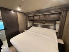 2022 Thor Motor Coach Miramar 37.1, $ 140,000
