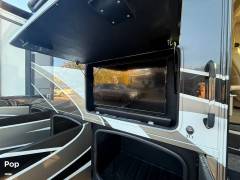 2022 Thor Motor Coach Miramar 37.1, $ 140,000