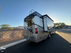 2022 Thor Motor Coach Miramar 37.1, $ 140,000
