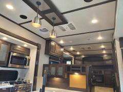 2021 Grand Design Momentum 376THS, $ 60,000