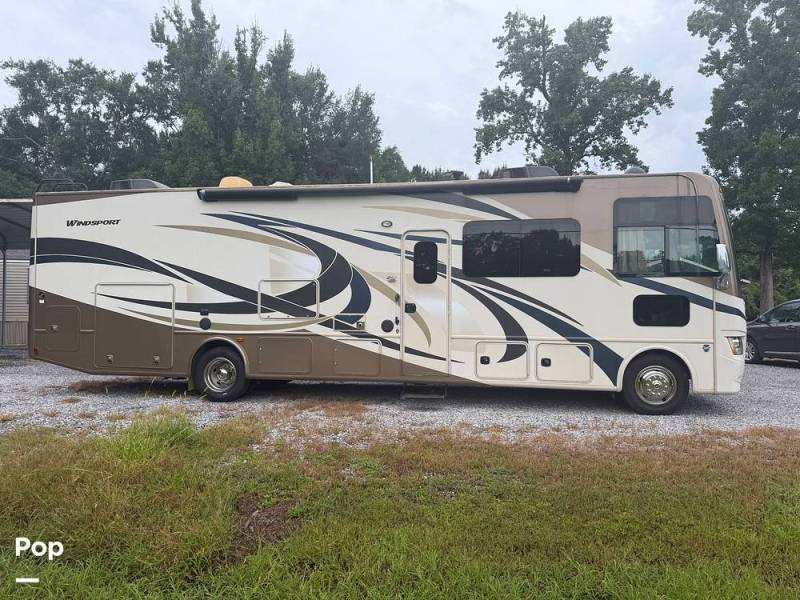 2016 Thor Motor Coach Windsport 34J, $ 68,000