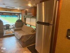 2016 Thor Motor Coach Windsport 34J, $ 68,000