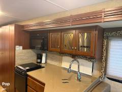 2016 Thor Motor Coach Windsport 34J, $ 68,000