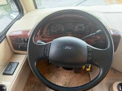 2016 Thor Motor Coach Windsport 34J, $ 68,000