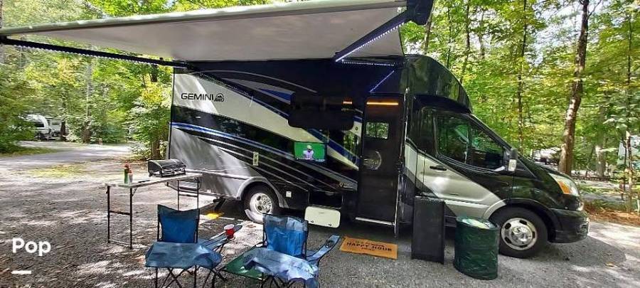 2023 Thor Motor Coach Gemini 23TW, $ 107,000