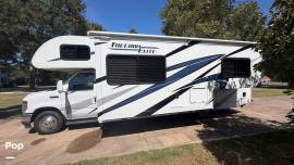 2021 Thor Motor Coach Freedom Elite 27FE, $ 52,300