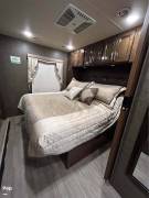 2020 Thor Motor Coach Challenger 35MQ, $ 96,900