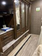 2020 Thor Motor Coach Challenger 35MQ, $ 96,900