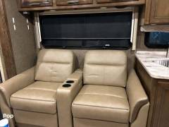 2020 Thor Motor Coach Challenger 35MQ, $ 96,900