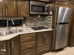 2020 Thor Motor Coach Challenger 35MQ, $ 96,900