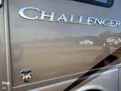 2020 Thor Motor Coach Challenger 35MQ, $ 96,900