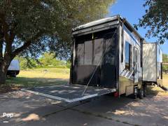 2022 Keystone Fuzion 379, $ 72,000