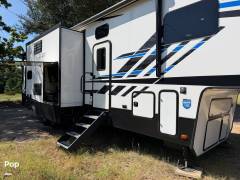2022 Keystone Fuzion 379, $ 72,000