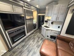 2022 Keystone Fuzion 379, $ 72,000
