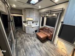2022 Keystone Fuzion 379, $ 72,000